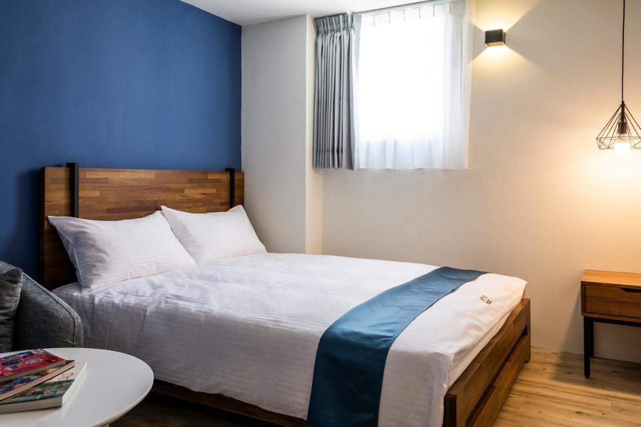 Mulan Light Inn Ταϊνάν Εξωτερικό φωτογραφία